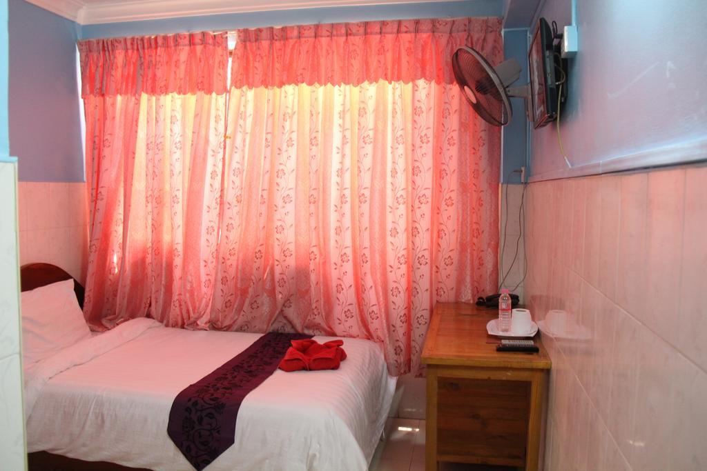 Capitol 3 Guesthouse Phnom Penh Exterior foto